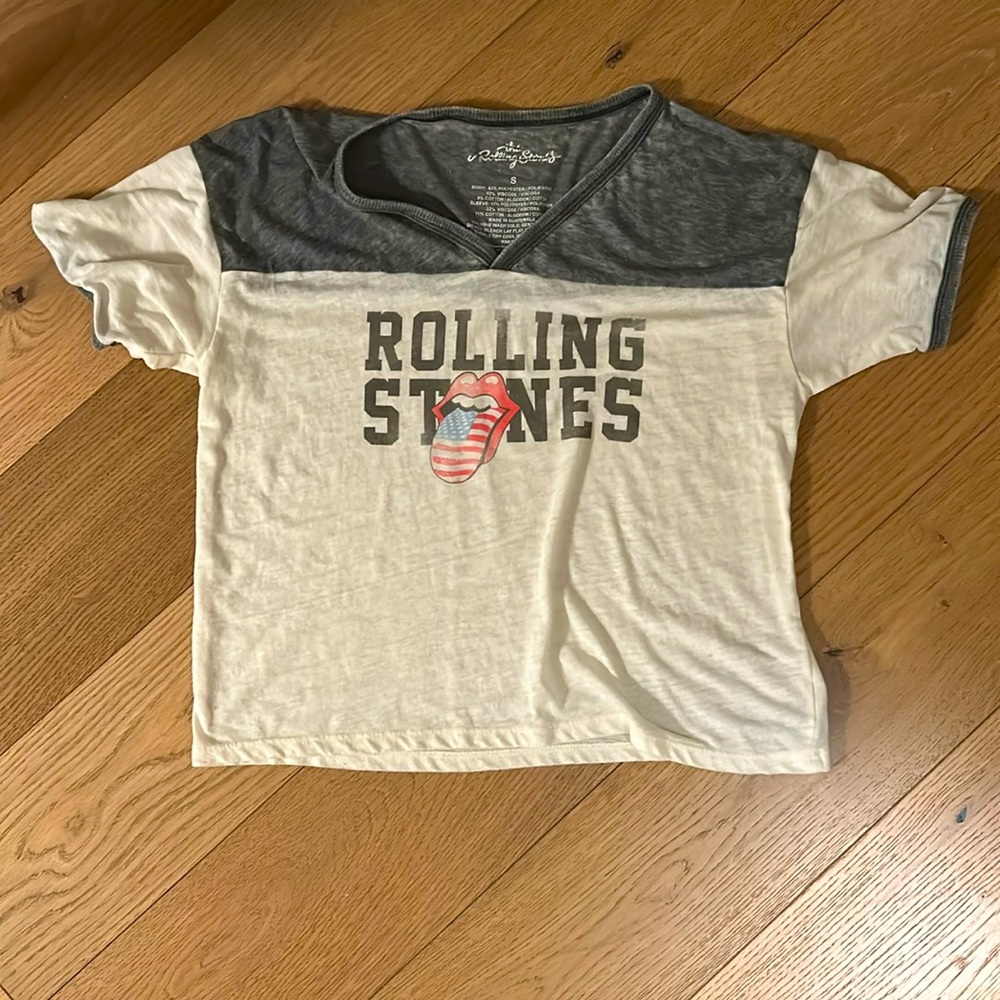 Rolling stones V-neck shirt, size small! Never worn! NWOT!